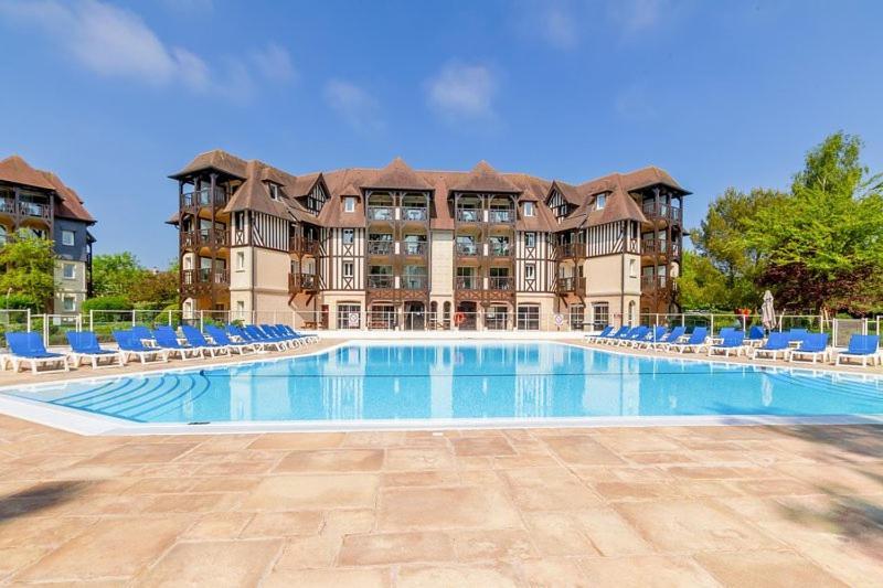 "Magnifique 2 Pieces Deauville" Piscine Et Jardin ภายนอก รูปภาพ